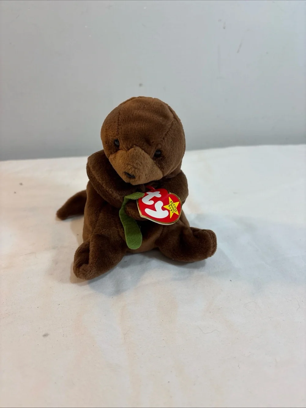 TY Beanie  Seaweed Baby Brown Otter Plush - Soft Brown Small Pet Toy. 1995/1996